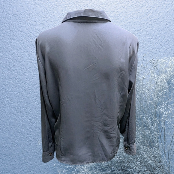 Women's SagHarbor Button Down Blouse - Picture 2 of 3